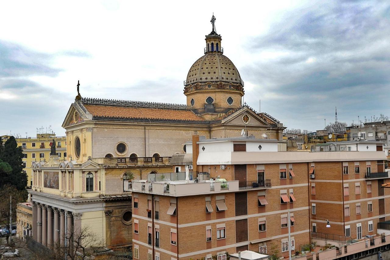 Bed and Breakfast Domus Castroni Pompeo Magno Roma Exterior foto
